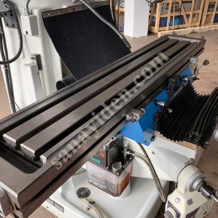 SUNLIKE X6323B WITH AUTOMATIC MOTION AND DIGITAL READER, Moulder Milling