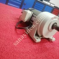 MAXIMUM EFFICIENCY WITH LOW SPEED: 0.75 KW GEARBOX MOTOR,