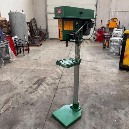 AHSAN BRAND 16 COLUMN DRILL BENCH, Gearbox Drill