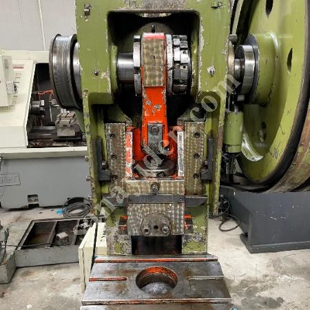 40 TON STEEL BODY ECCENTRIC PRESS, Eccentric Press