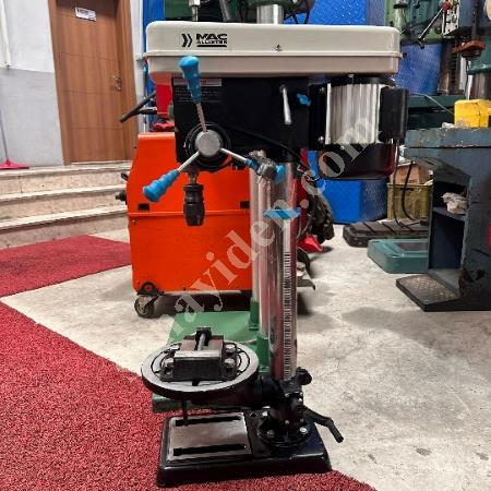 MAC BRAND 16 COLUMN DRILL BENCH, Gearbox Drill