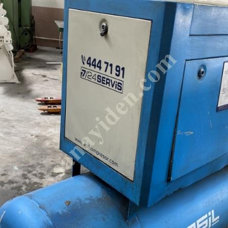 TVK1100 7 BAR TAMSAN TANK TOP SCREW COMPRESSOR, Machine