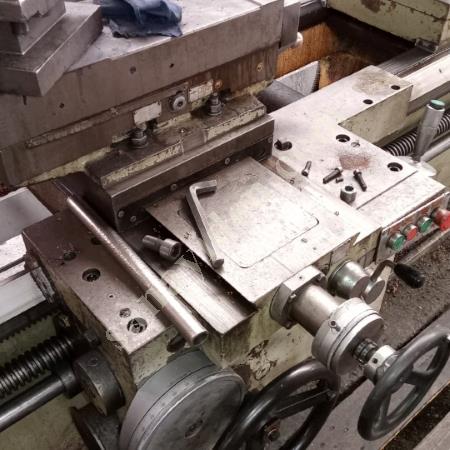 SPARK BRAND LATHE, Machine