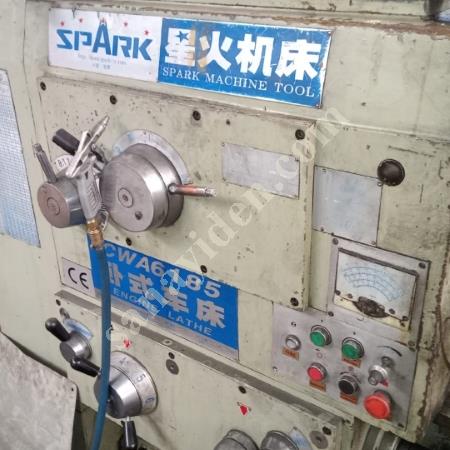 SPARK BRAND LATHE, Machine