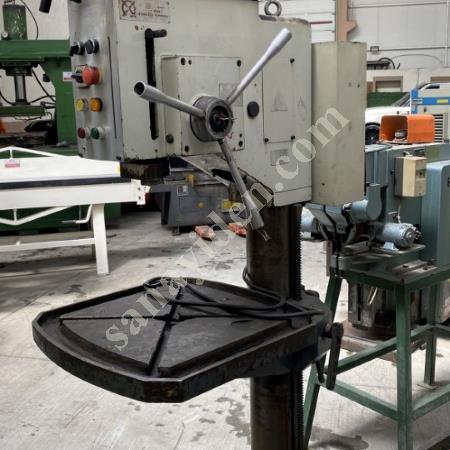 ASM 35 FOREMAN BRAND 2009 MODEL DRILL WITH GEARBOX, Machine