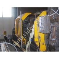 VERTICAL COLD CASE METAL INJECTION MACHINE, Metal Injection Molding Machines